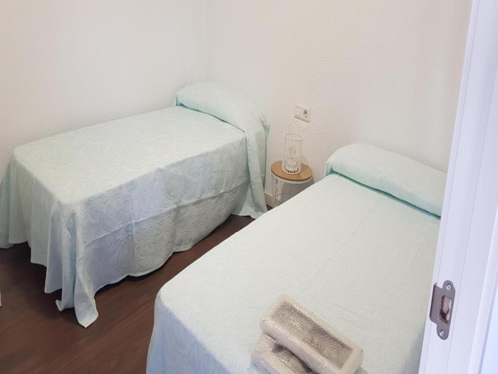Disponible Apt Marblaw-18 A 31 Octubre 1ª Linea- Aire Acondic -2Hab 2Bn, Parking Opcionable Extra Бенидорм Экстерьер фото